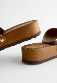 Next REGULAR FIT - Sabots - tan brown