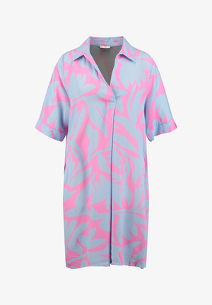 Kurzärmliges Kleid aus hellblauem Stoff mit einem auffälligen pinken Blattmuster, mit Kragen und Knopfverschluss, knielanger Schnitt.