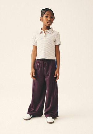 Next, WIDE LEG TROUSERS - Pantaloni sportivi - berry blue
