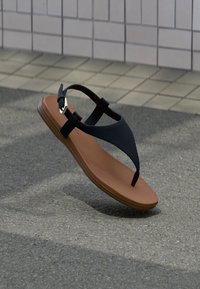 Δεν επιλέχθηκε, black