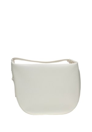 Borsa a tracolla bianca con una finitura liscia e texture. Forma curva e tracolla sottile, caratterizzata da un design minimalista e senza hardware visibile.