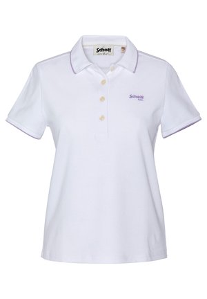 Polo blanca de algodón, con cuello y puños ribeteados en color lavanda. Tiene tres botones en la parte delantera y un logo bordado en el pecho.