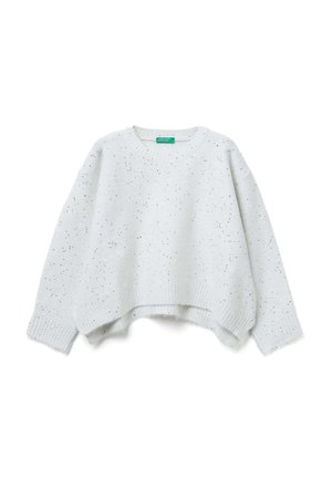 - Sweter
