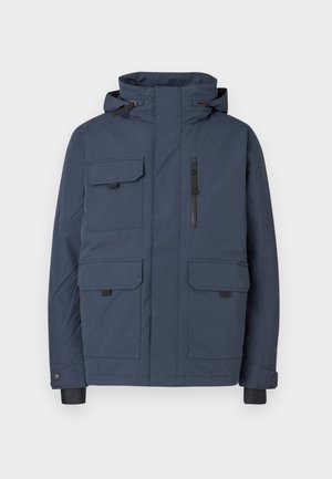 Voděodolná námořnicky modrá bunda s kapucí, se čtyřmi předními kapsami, zipovým zapínáním a žebrovanými manžetami; hladká látka se strukturovaným designem.