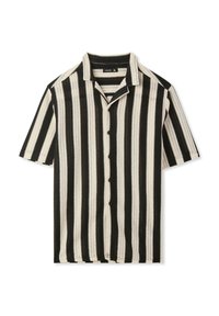 Camicia a maniche corte a righe nere e crema, con colletto, chiusura a bottoni e tessuto testurizzato con design a maglia.