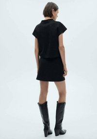 Mango Gonna a campana - black