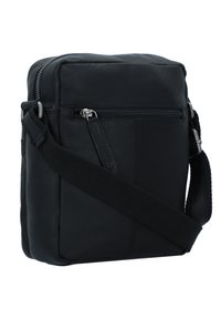 Borsa a tracolla in pelle nera con chiusura zip, tasca frontale, tracolla in tela regolabile e superficie liscia. Caratterizzata da hardware in tono argento.