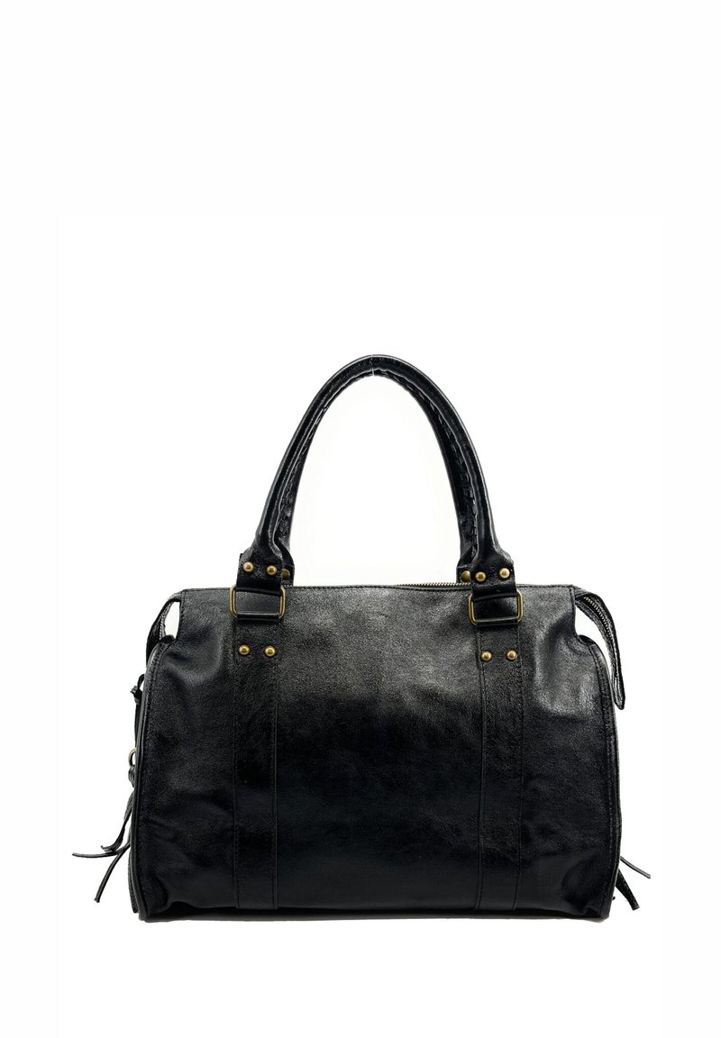 Sac à main en cuir noir avec deux poignées supérieures, accents en métal doré, fermeture éclair et poche latérale. Texture lisse avec des détails de couture.