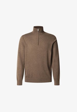 Suéter de punto marrón con un alto cuello y cierre de media cremallera. Presenta mangas largas y un acabado texturizado. Sin patrones o acentos visibles.