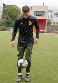 Puma BVB BORUSSIA DORTMUND TRAINING 1/4 ZIP - Sporto klubų atributika - black/faster yellow
