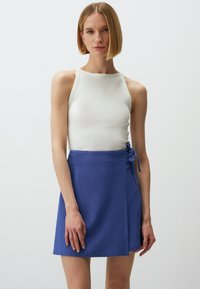 Jimmy Key WITH HIGH WAIST TIES - Minirok - blue