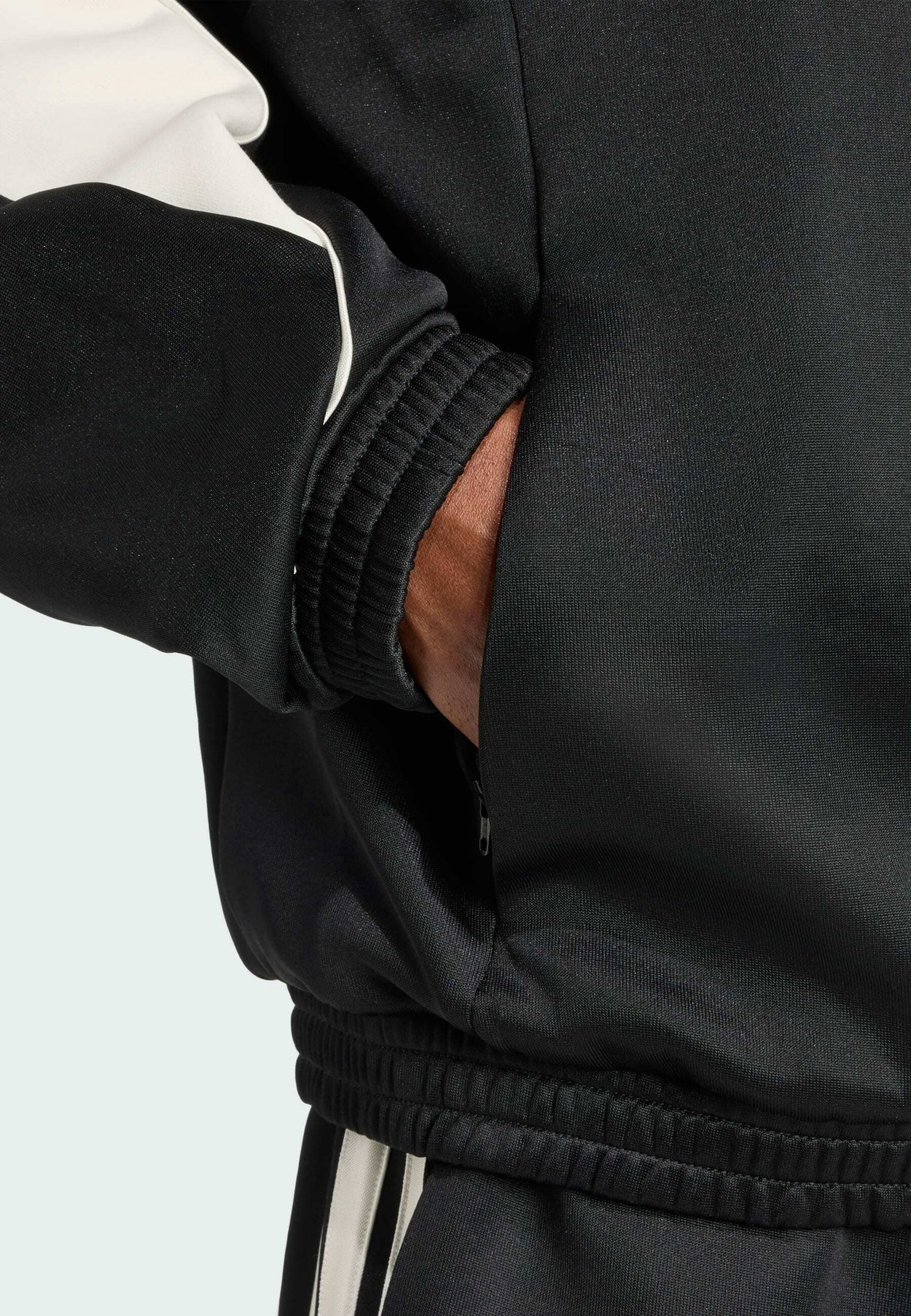 M STADIUM TT