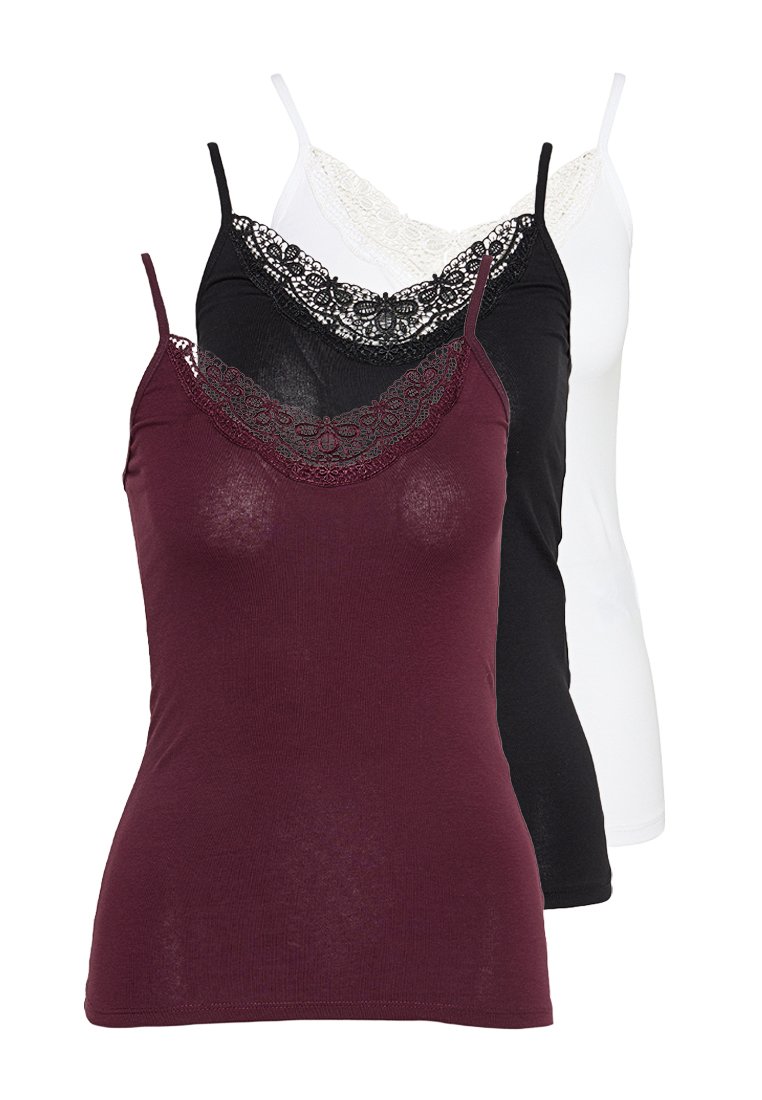 Drei Spaghetti-Topps in Burgunderrot, Schwarz und Weiß. Jedes hat eine Spitzenborte entlang des Ausschnitts und verstellbare Träger. Hergestellt aus weichem Stoff.