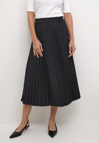 Kaffe LEANDRA - Veckad kjol - black deep