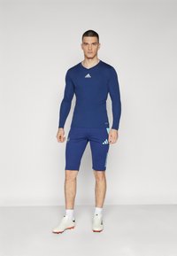 adidas Performance ARSENAL LONDON 1/2 PANT - Pantalón corto de deporte - night sky