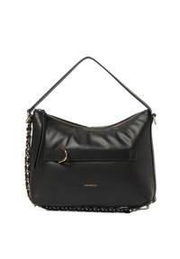 Borsa a tracolla in pelle nera con chiusura principale a zip, tasca frontale piatta, dettagli in metallo dorato e catena come tracolla.