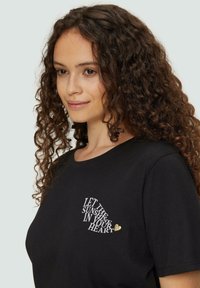 QS T-Shirt print - schwarz