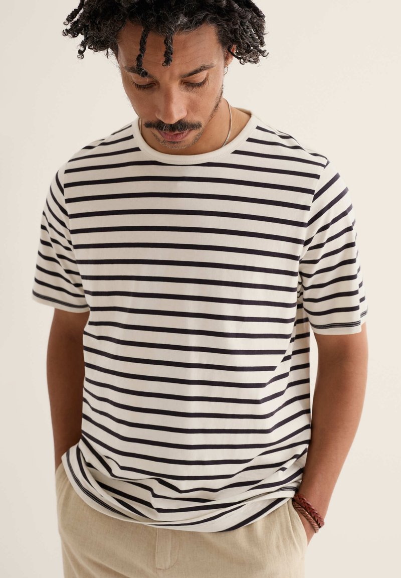 Seasalt Cornwall SEASALT CORNWALL SEVEN SEAS SAILOR TEE - Μπλουζάκι με στάμπα - black - breton onyx ecru
