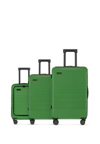 Unselected, green