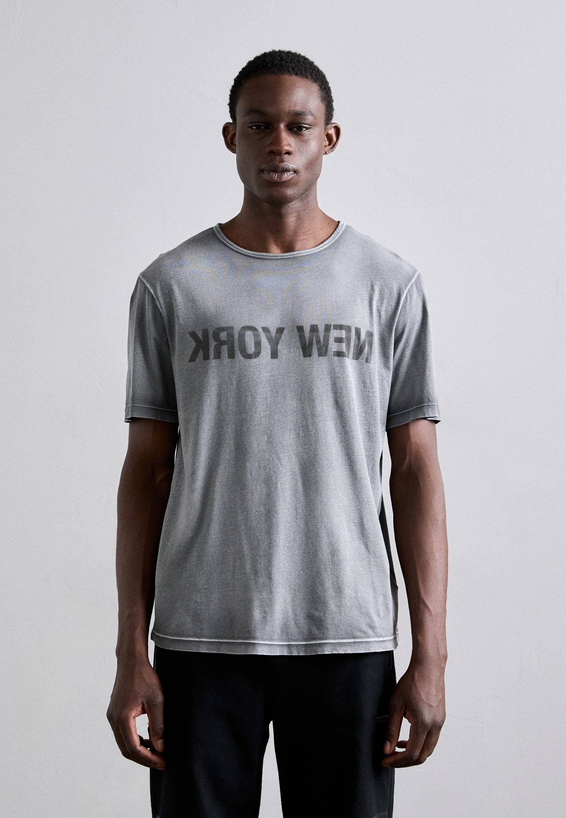 Helmut Lang NEW YORK TEE GARMENT - Print T-shirt - gunmetal 