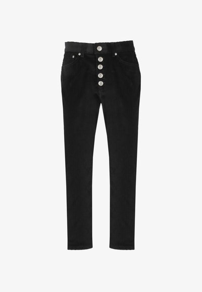 Pantaloni in corduroy neri con vita alta, cinque bottoni decorativi sul davanti e vestibilità slim. Presentano una sottile trama a righe verticali.