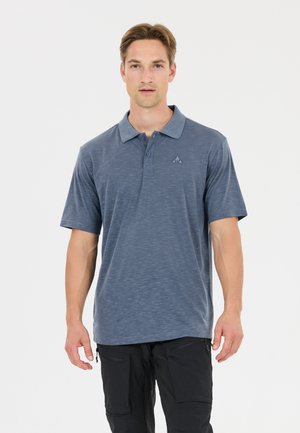 Herre navy polo shirt lavet af tekstureret, fugttransporterende stof. Den har en krave, korte ærmer og et diskret logo på venstre bryst.