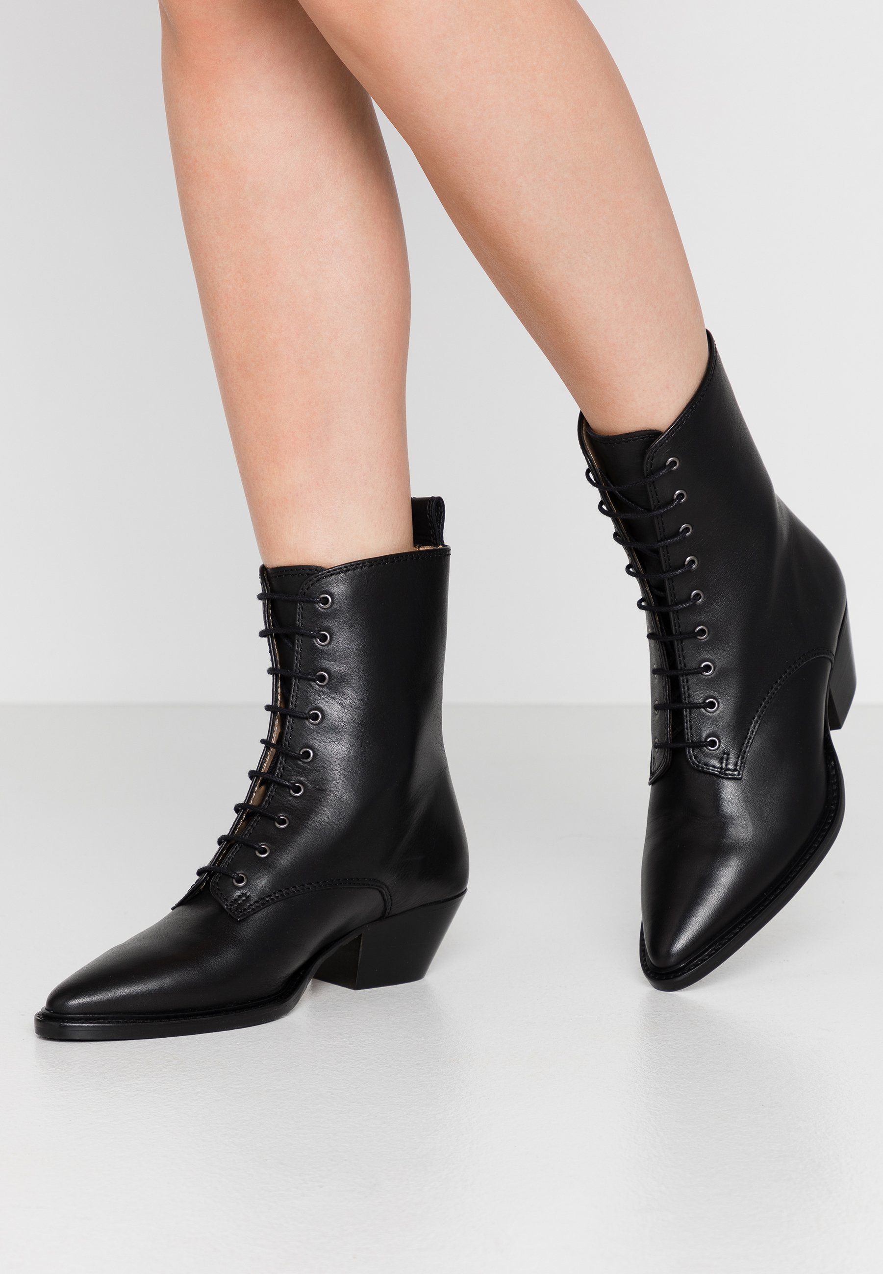 hunter lace up ankle boots