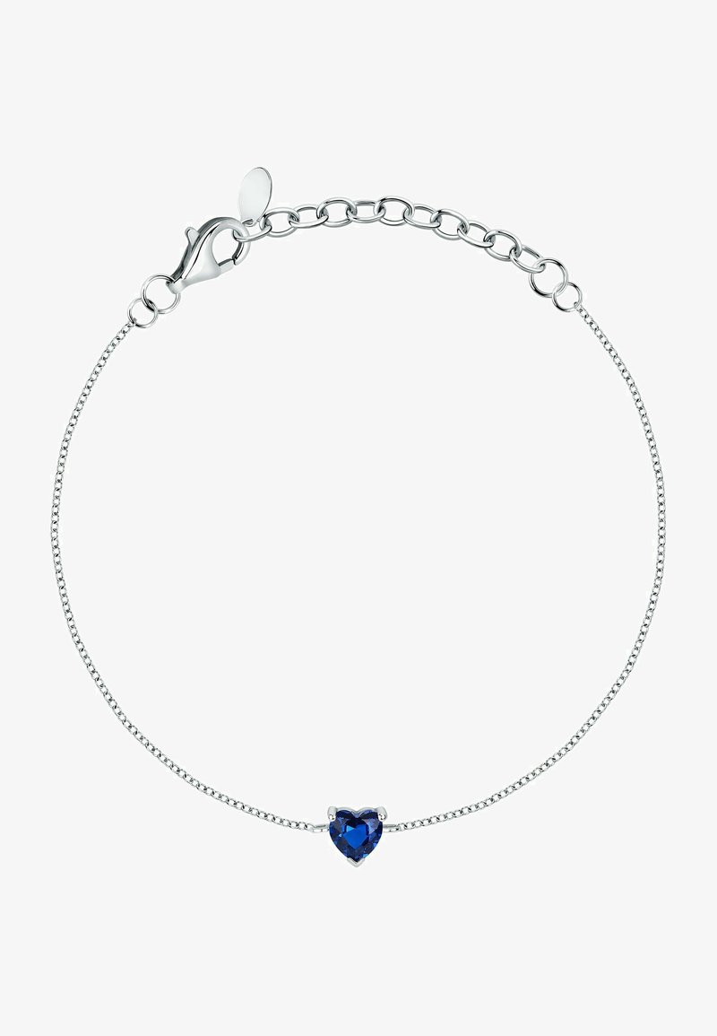 Braccialetto in argento con centrale a forma di cuore realizzato in una gemma blu, dotato di chiusura a moschettone e sottili maglie della catena.