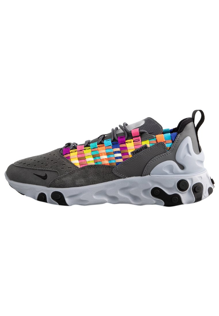 Nike outlet: Ropa y zapatos en oferta | Zalando Privé ES