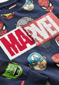 Next LICENSE MARVEL FLIP SEQUIN LONG SLEEVE - REGULAR FIT - Bluză de molton - navy blue