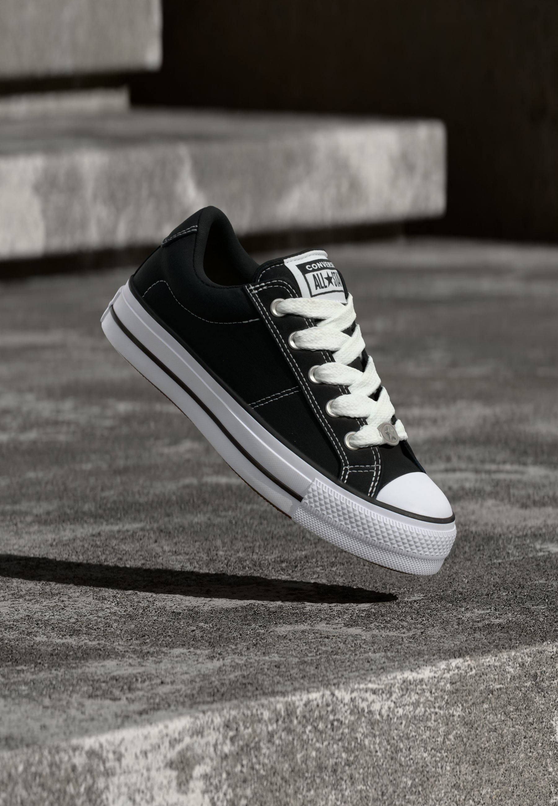 Chuck Taylor low sneakers