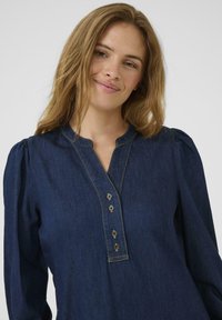 Culture CUHILKA ARPA SHORT - Haljina od trapera - rinse wash