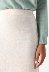 Davida Cashmere A-vonalú szoknya - beige