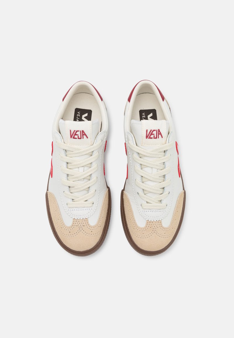 Veja VOLLEY Trainers white/pekin/bark/off-white Zalando