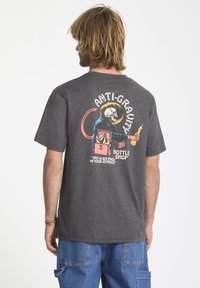 ANTI GRAVITY - Printtipaita - heather black