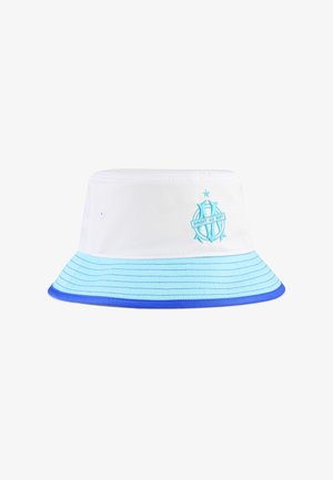 Biały i jasno niebieski kapelusz typu bucket z wyhaftowanym niebieskim logo i gwiazdą, posiadający poziome przeszycia na rondzie oraz otwór wentylacyjny po boku.