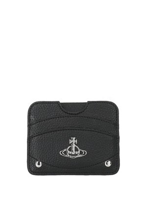 Portacarte in pelle nera con molteplici scomparti per carte, logo impresso, superficie strutturata e accenti metallici. Design compatto e rettangolare.