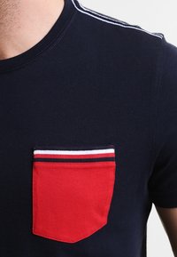 Tommy Hilfiger T-shirt imprimé - dark blue