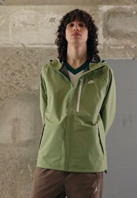 Nike Sportswear Casaco impermeável - alligator sail