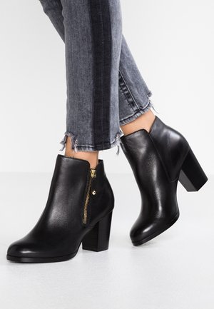ALDO Wide Fit Ankelstøvler - black