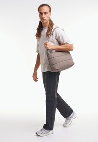 GOT BAG PUFFER SQUARE - Tote bag - oyster