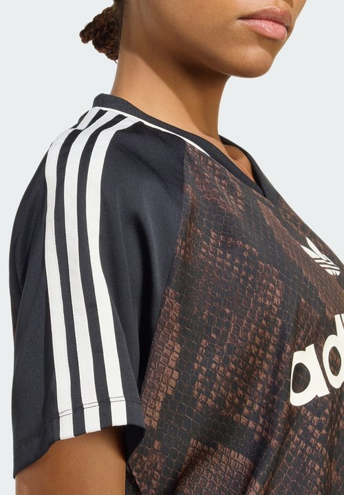adidas Women's Snake Print Satin Jersey Earth Strata/Aurora Coffee — foto 4
