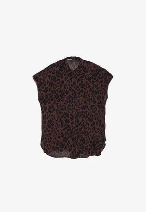 Brown leopard-print blouse in sheer fabric, short sleeves, collar, and button placket. Rounded hemline with a loose fit.