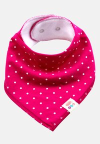 Roze stoffen slab met witte stippen, driehoekige vorm, drukknoopsluiting bij de nek en een klein label met een olifantontwerp.