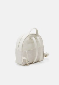 Guess Ryggsäck - muted stone