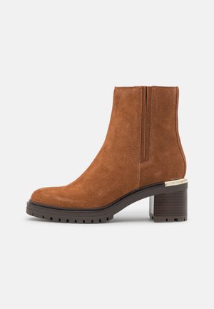 Stiefelette - cognac