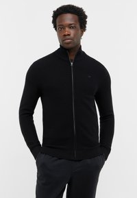 Mustang STYLE ESCONDIDO - Vest - schwarz