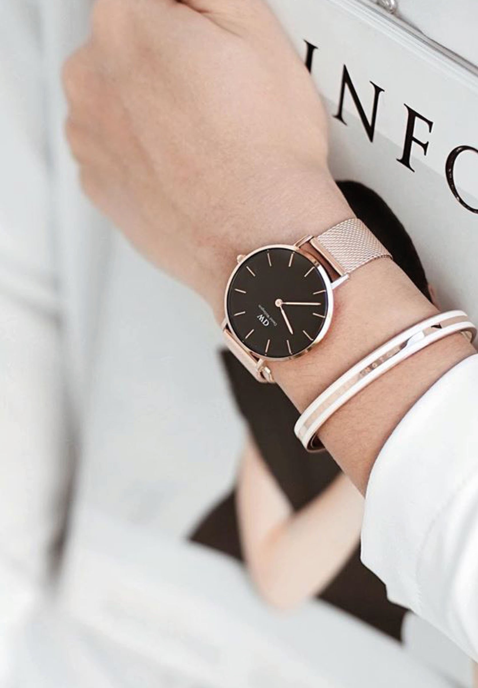 Daniel Wellington Classic Slim Bracelet – Size Medium