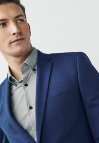 Next SLIM FIT MOTIONFLEX TWO BUTTON - Sakko - bright blue