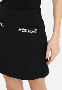 LIU JO WITH RHINESTONES - Trapecinis sijonas - black
